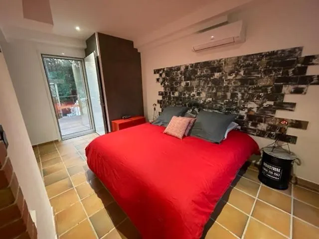 Hotel Entre 2 Rives. Entre 2 Reves
