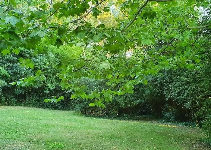 Hotel Entre 2 Rives. Entre 2 Reves Thezan-les-Beziers